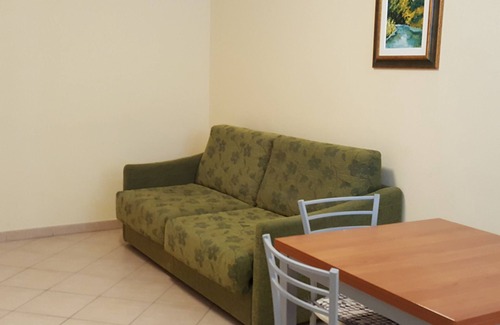 Viserbella Apartamento | SUITE DE DOS HABITACIONES N. 5, A 20 METROS DEL MAR, AMUEBLADO CON APARCAMIENTO PRIVADO.