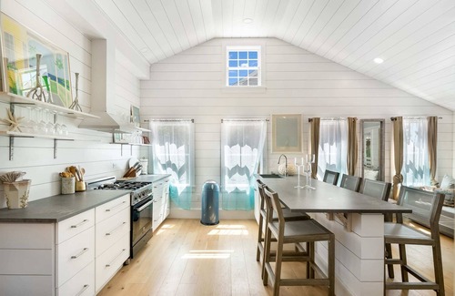 Siasconset Casa | Two 'Sconset Cottages, with Expansive Grounds & Gathering Space