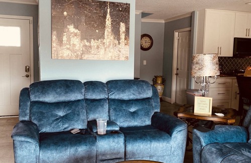 Jacksonville Casa | Two Story Beautiful Home with deck, large backyard & pool
