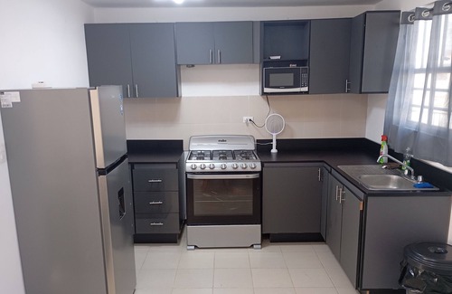 Apodaca Casa | Casa dos pisos