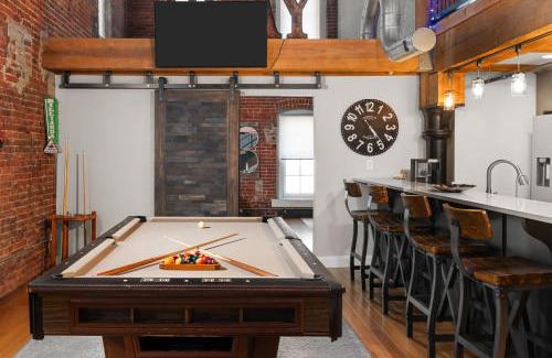 Wholesale District Apartamento | Two Story Penthouse - Walk to the Convention Ctr