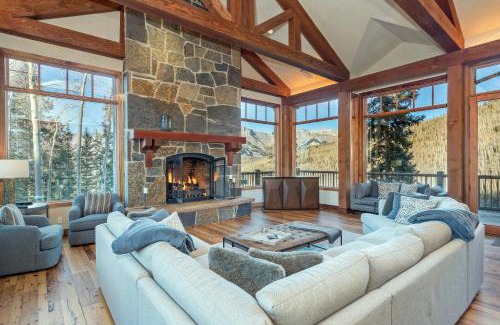 Mountain Village Chalet De Esquí | Two Trails by Exceptional Stays