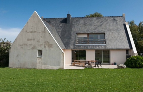 Landunvez Chalet De Esquí | TY AR MENEZ - Large family house near the beach