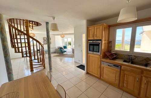 Ploudalmezeau Casa | TY BEG - Comfortable house with splendid sea view