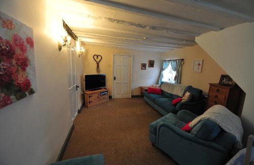 Dolwyddelan Casa | Ty Capel Isa