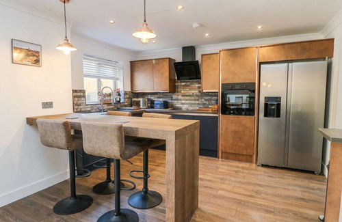 Amlwch Cabaña | TY COPR, family friendly, character holiday cottage in Amlwch