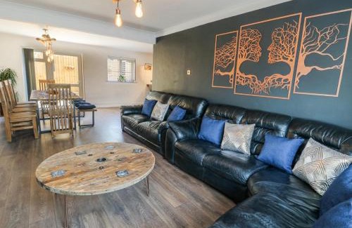 Amlwch Casa | Ty Copr