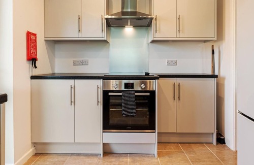 Saundersfoot Casa | Ty Gwyn - Hot Tub, Parking, Dog Friendly