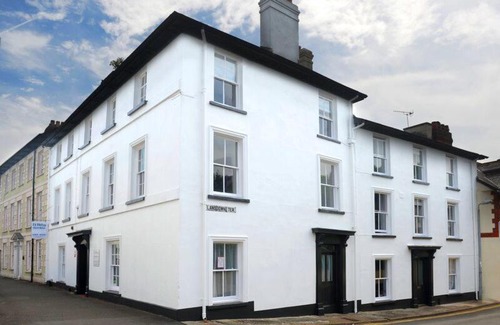 Brecon Casa | Ty Helyg Guest House