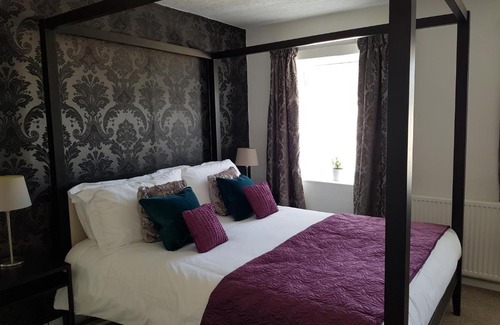 Brecon Casa | Ty Helyg Guest House