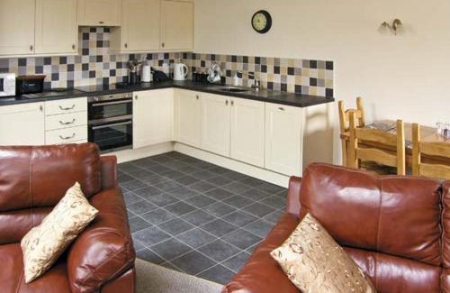 Capel Garmon Casa | Ty Isaf Penrhyddion