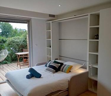 Moulin du Comte Apartamento | Ty Jolie Super Grand Studio avec Parking et Terrasse