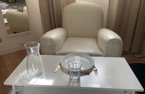 Montrabe Cama Y Desayuno | Ty Logis