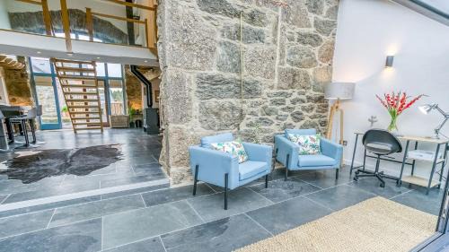 Llanddaniel Fab Casa | Ty Meryl