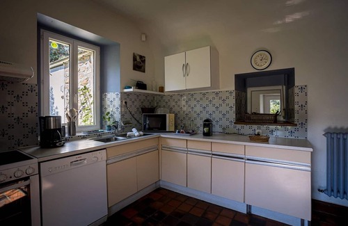Penvenan Chalet De Esquí | Ty Moune · highly sought after location