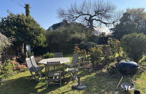 Penvenan Chalet De Esquí | Ty Moune · highly sought after location