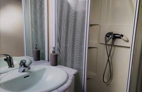 Fouesnant Cama Y Desayuno | Ty Moutik: walk to the beaches and village