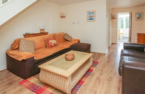 Pencader Cabaña | TY NANT, adecuado para mascotas, con un jardín en Llanllwni, Ref 955181