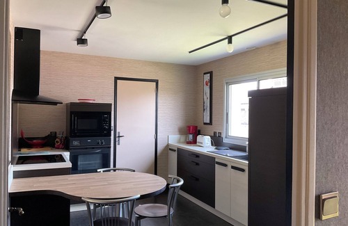 Pluvigner Casa | TY NOUCHKA. GROUND FLOOR HOUSE.ON 1300M2 OF GREENERY MORBIHAN PLUVIGNER.
