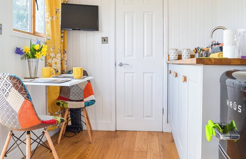 Talybont-on-Usk Cabaña | 1 bedroom accommodation in Talybont-On-Usk