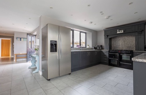 Rhosybol Casa | Ty Rhos Newydd: Stunning pet-friendly, family retreat on Anglesey