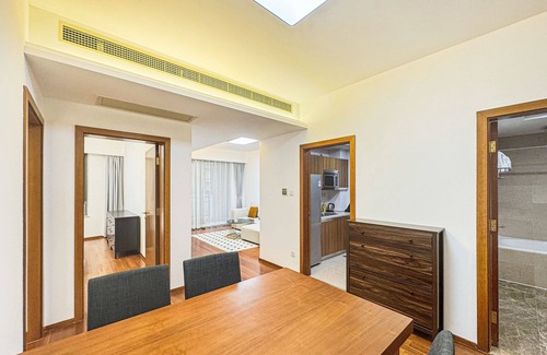 Hongqiao Apartamento | Tyms 2BR Apt Gubei CBD Near Takashimaya
