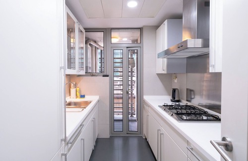 Xujiahui Cama Y Desayuno | Tyms 3BR 2BA Apt Xujiahui Center