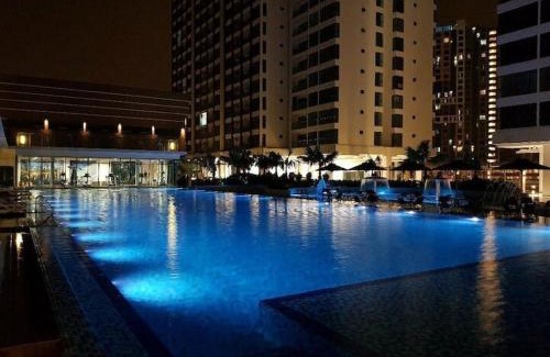Seri Kembangan Apartamento | TypeA-10pax-5Bedroom-Balcony-TheMines-IOICityMall-UPM-C180