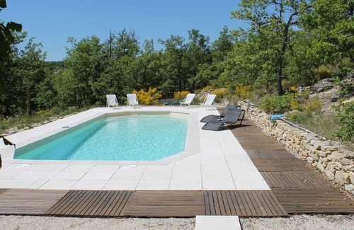 Saint-Martin-de-Castillon Casa | Típica casa de piedra provenzal con piscina en un lugar tranquilo y aislado