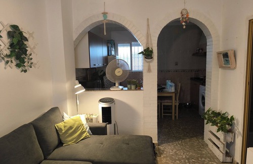 Barbate Casa | Typical Andalusian cottage in the center of Barbate (pets allowed).