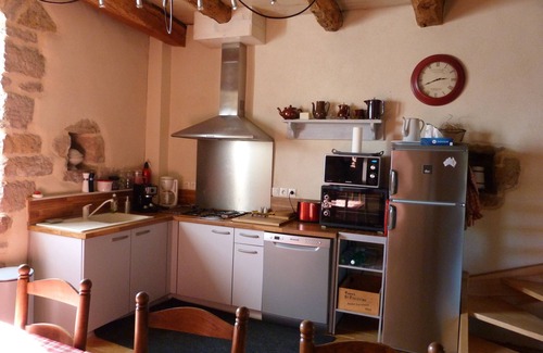 Coubisou Casa | Casa típica, independiente y tranquila en el norte de Aveyron