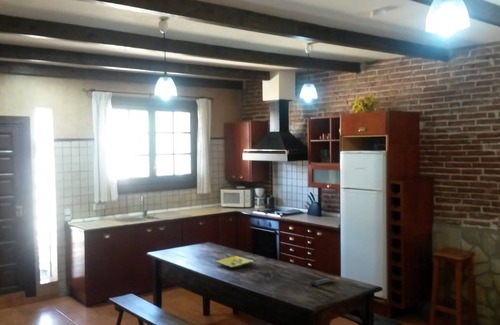 Palafolls Cabaña | Típica Masía Catalana. Entrada COSTA BRAVA con piscina privada, jardín y BBQ