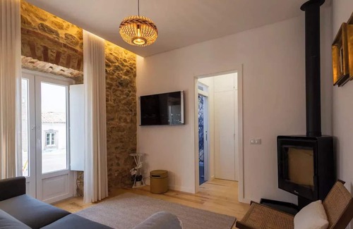 Mafra Villa | Typical House, 10 Min. Ericeira