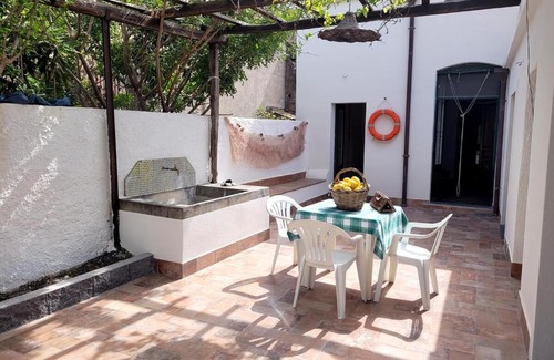 Carruba Casa | Typical house in a Sicilian village