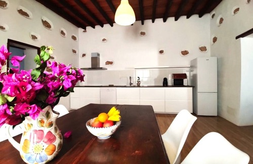 Antigua Cabaña | Mejor Ubicación Típica casa Wifi Parking Los Nopales Fuerteventura