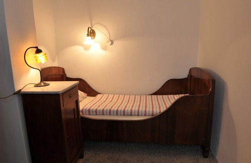 Zeltingen-Rachtig Casa | Typical Moselle winegrower's house with modern charm and free public transport ticket