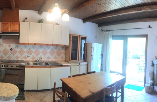 Arzachena Casa | Residencia típica en el mar de Cerdeña con embarcadero privado para amarrar botes inflables