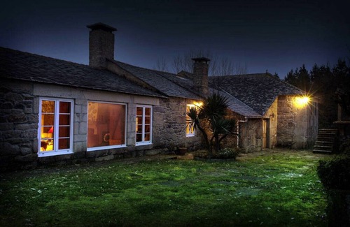 Guitiriz Cabaña | Casa rural típica de Galicia, restaurada y con espectacular finca de 16000 m