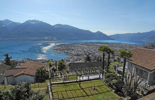 Orselina Casa | Típico, simple Ticino Rustico (60 m2) en un lugar muy tranquilo y soleado