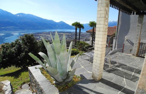 Orselina Casa | Típico, simple Ticino Rustico (60 m2) en un lugar muy tranquilo y soleado