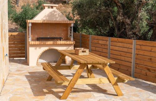 Argostoli Casa | Tzortzatos Tiny Home