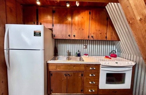 Bessemer Chalet De Esquí | U.P Norse A-frame ~ Your Adventure Basecamp!