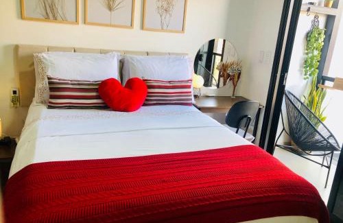 Regiao Urbana Homogenea X Casa | Uai House com jacuzzi, teto rooftop retrátil e colchão massageador