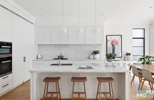Mosman Casa | Uber Luxury 4 Bed Home with Pool in Mosman