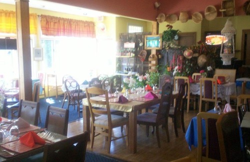 Staunton Cama Y Desayuno | Ubon Thai Victorian Inn & Restaurant
