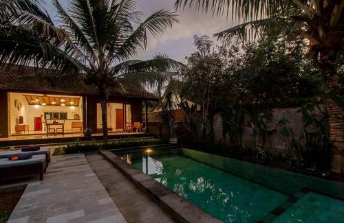 Kutuh Kaja Casa | Ubud Warmth n Family feel Villa