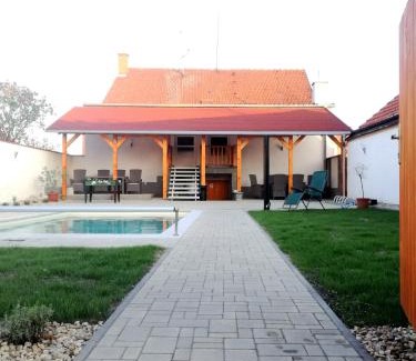 Dolni Dunajovice Apartamento | Ubytování u Kratochvílů