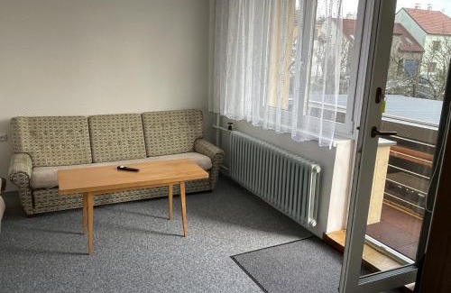 Modra Casa | Ubytování u zastávky