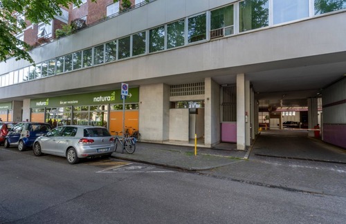 Udine Apartamento | Udine Viale Venezia Huge Red Apartment