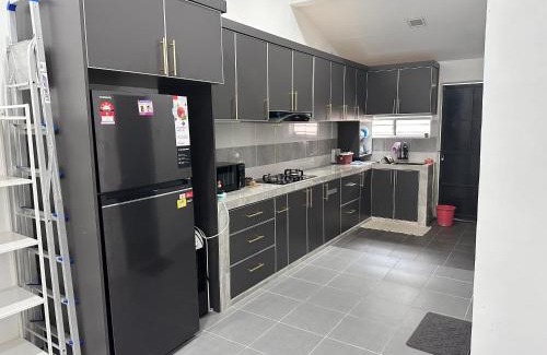 Muadzam Shah Casa | Udins Homestay